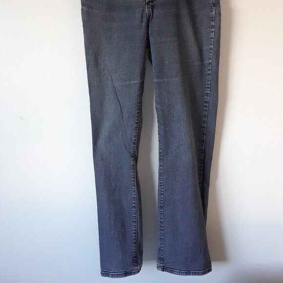 NYDJ High Rise Straight Leg Size 16 Medium Wash - Picture 6 of 14